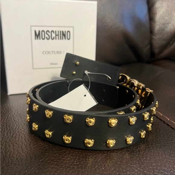 BLOWOUT SALE!!! FINAL!! Moschino
unisex logo teddy bear studed Leather
belt NWT - Picture 4 of 7